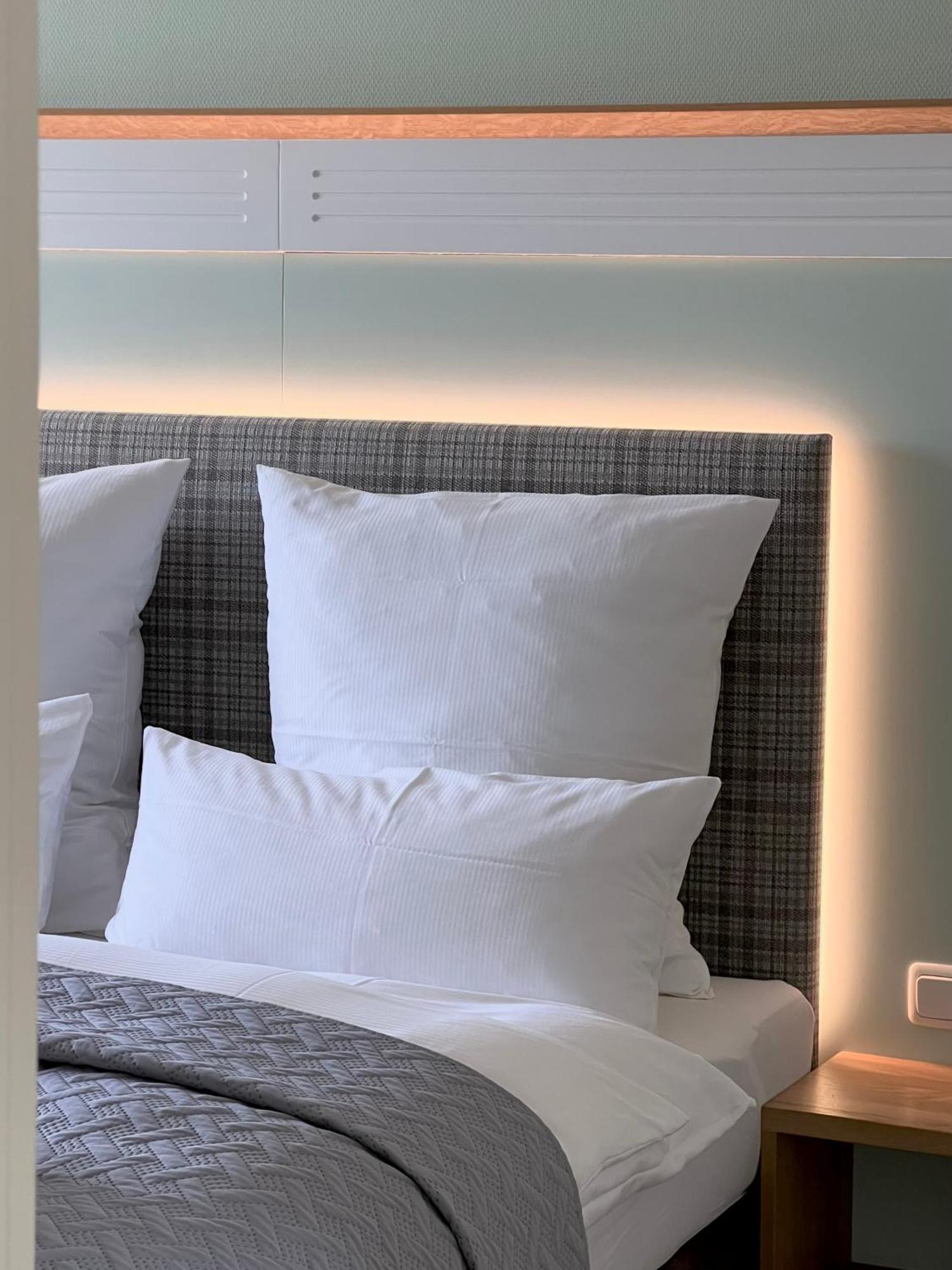 Landhaus Luetjenhof Hotel Großenbrode Екстериор снимка