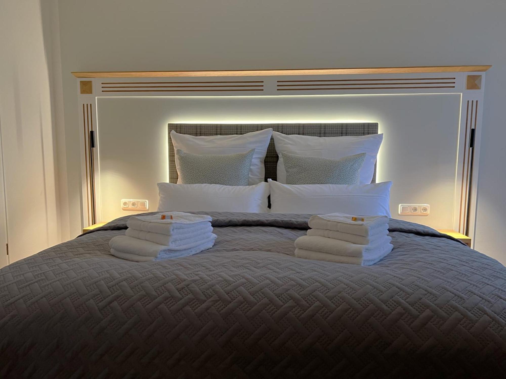 Landhaus Luetjenhof Hotel Großenbrode Екстериор снимка