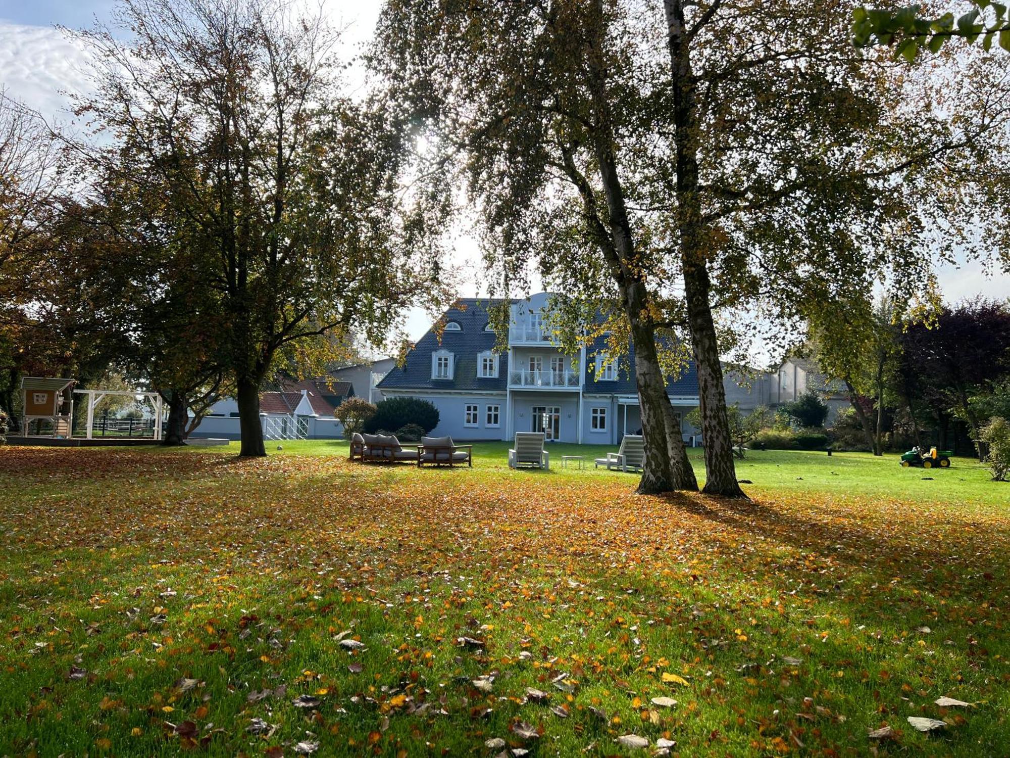 Landhaus Luetjenhof Hotel Großenbrode Екстериор снимка
